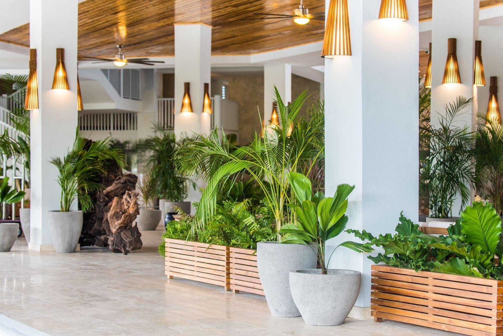 Margaritaville Beach Resort Grand Cayman George Town Exterior photo